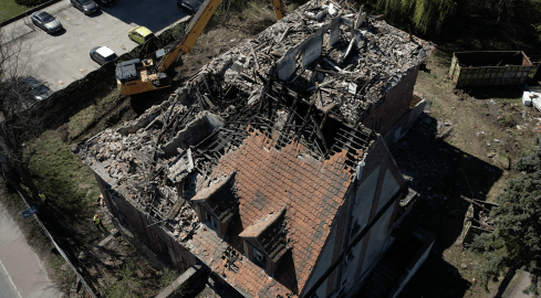 Zawaliła się ściana podczas remontu starego Sanepidu - grafika