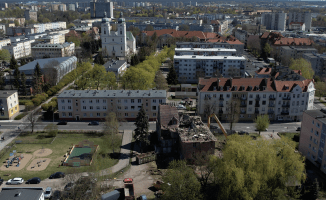 Rozbiórka dachu starego Sanepidu