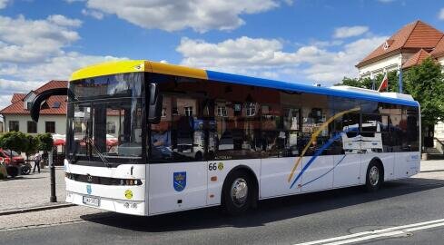 Więcej autobusów na Wszystkich Świętych - grafika