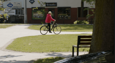 Kolejne ścieżki rowerowe i centrum przesiadkowe dla cyklistów - grafika