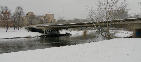 Przejdź do artykułu na Asta24.