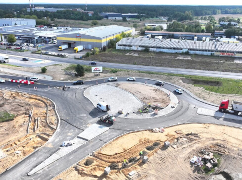 Znów utrudnienia na al. Wojska Polskiego w Pile - grafika