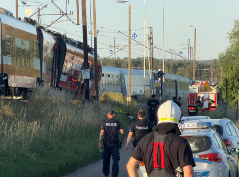 Katastrofa kolejowa. Zderzyły się dwa pociągi [AKTUALIZACJA] - grafika