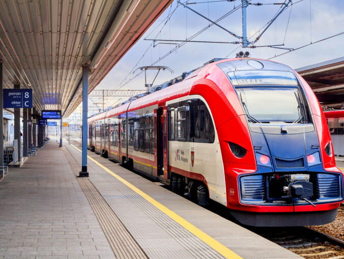 Masz uwagi do rozkładu jazdy pociągów? Wypełnij ankietę - grafika