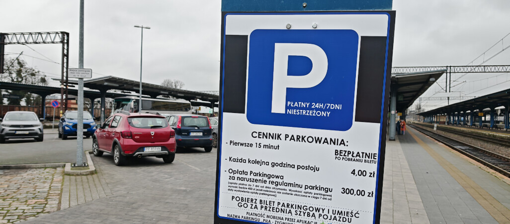 Koniec z bezpłatnym parkowaniem przy dworcu