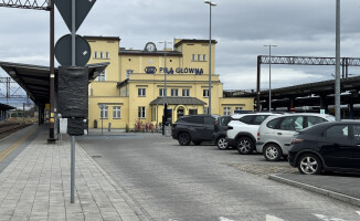 Koniec parkingowych dramatów na pilskim dworcu?
