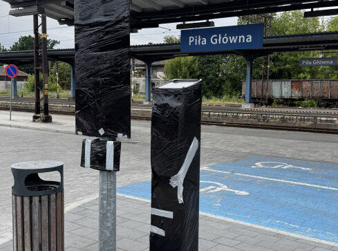 PKP zerwała umowę z zarządcą parkingu. Co dalej? - grafika