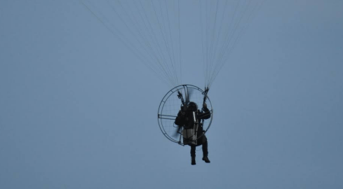 Śmiertelny wypadek na pilskim lotnisku - grafika