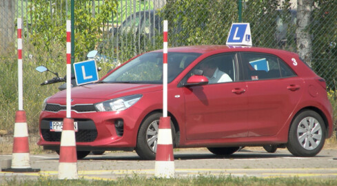 Rewolucja w egzaminach na prawo jazdy - grafika