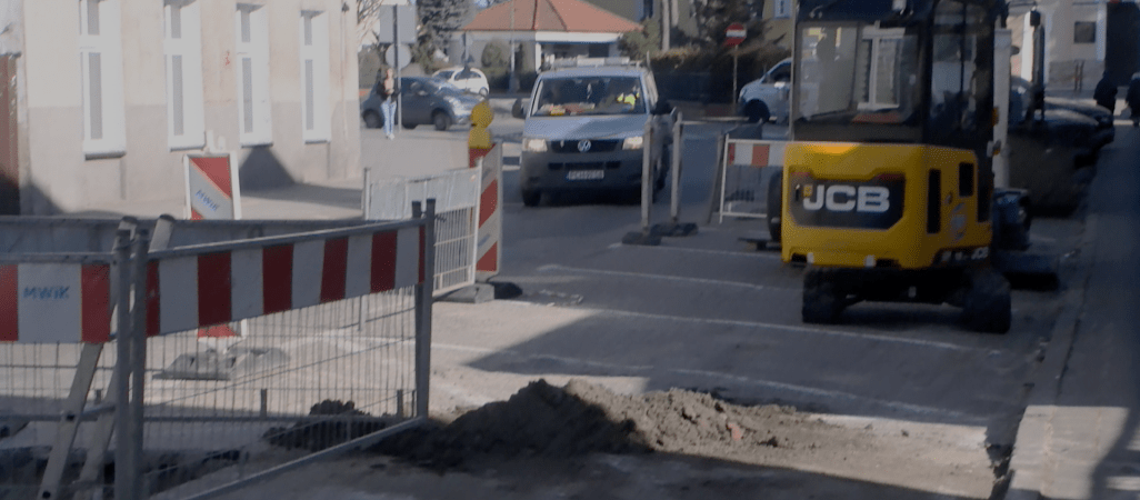 Stuletnia sieć wodociągowa przechodzi modernizację