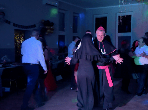 Karnawał - relikt przeszłości czy sposób na fajny czas? - grafika