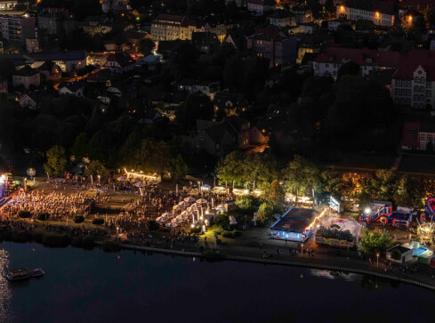 Rusza Festiwal Dwóch Jezior w Wałczu. Nie zabraknie gwiazd - grafika