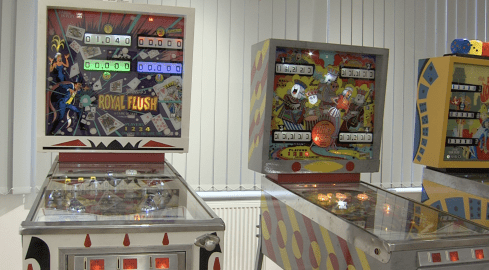 Automaty do gier w muzeum - grafika