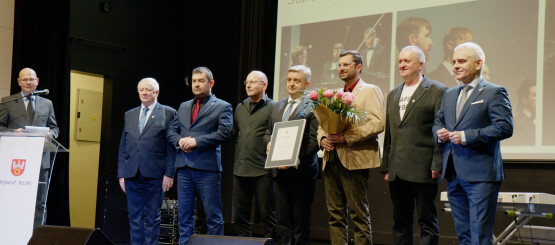 Przejdź do artykułu na Asta24.