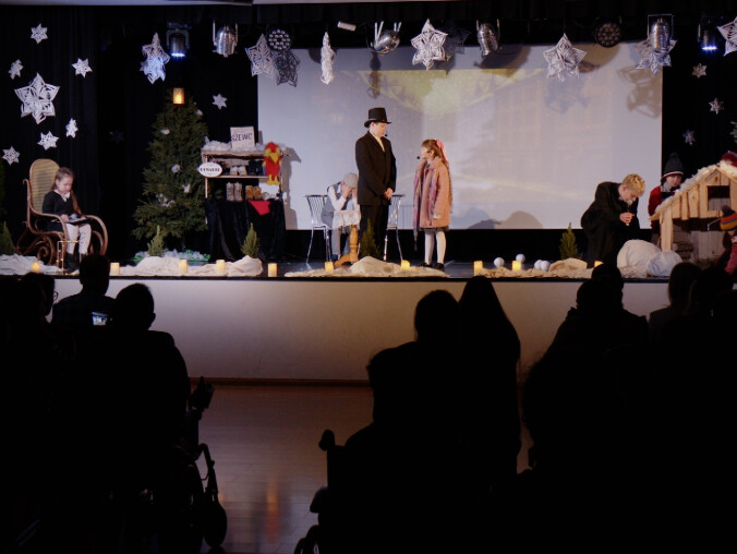 Dzieci zagrały spektakl dla osób z niepełnosprawnością - grafika