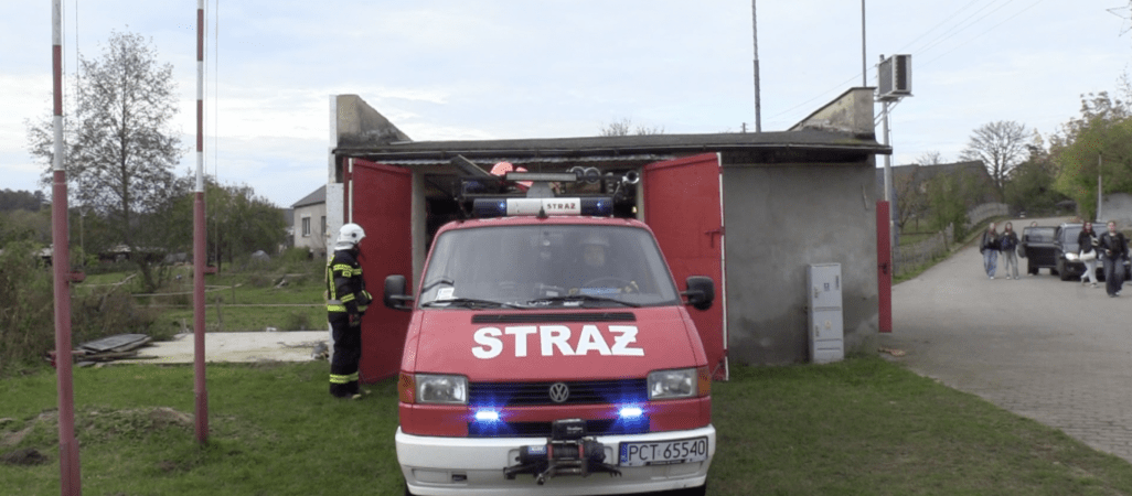 Auto strażaków w opłakanym stanie. Zbierają na nowe