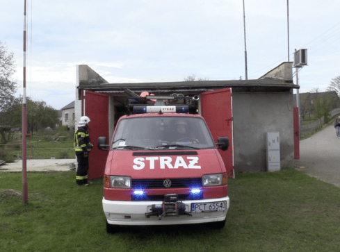 Auto strażaków w opłakanym stanie. Zbierają na nowe - grafika