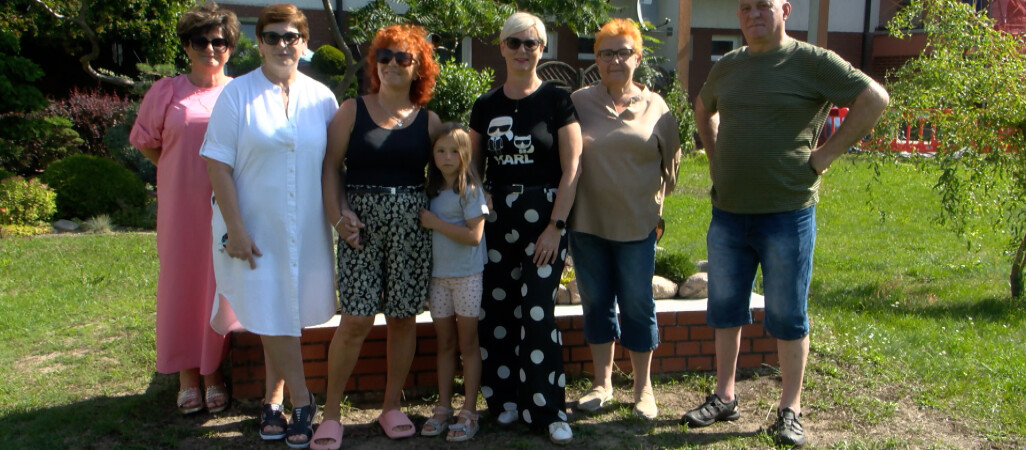 Posadzili drzewa. Zadbali sami o swój ogródek