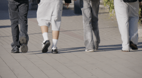 Bezdomność wśród dzieci i młodzieży rośnie - grafika