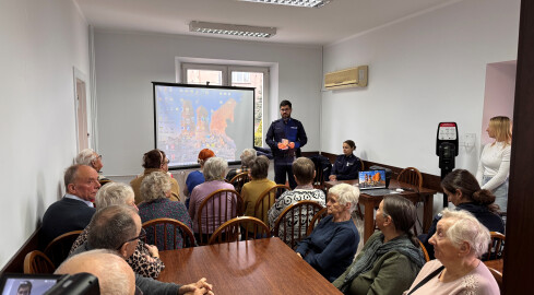 Obce osoby łapią za klamki. Mieszkańcy Piły alarmują - grafika