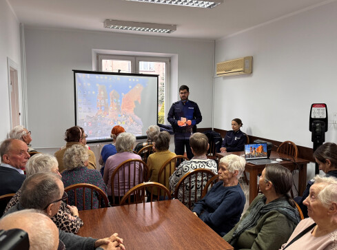 Obce osoby łapią za klamki. Mieszkańcy Piły alarmują - grafika