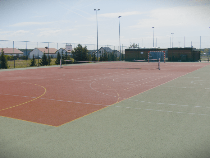 Kort tenisowy już niemal gotowy - grafika