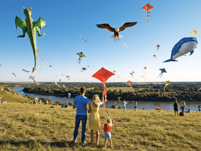 Międzynarodowy Festiwal Latawców. Będzie kolorowo - grafika