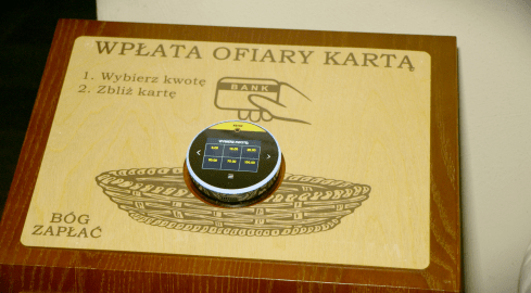 Cyfrowa taca w kościele - grafika