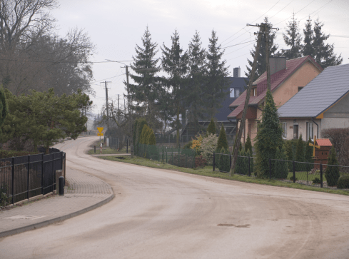 Wypadek paralotniarza. Mężczyzna walczy o życie - grafika