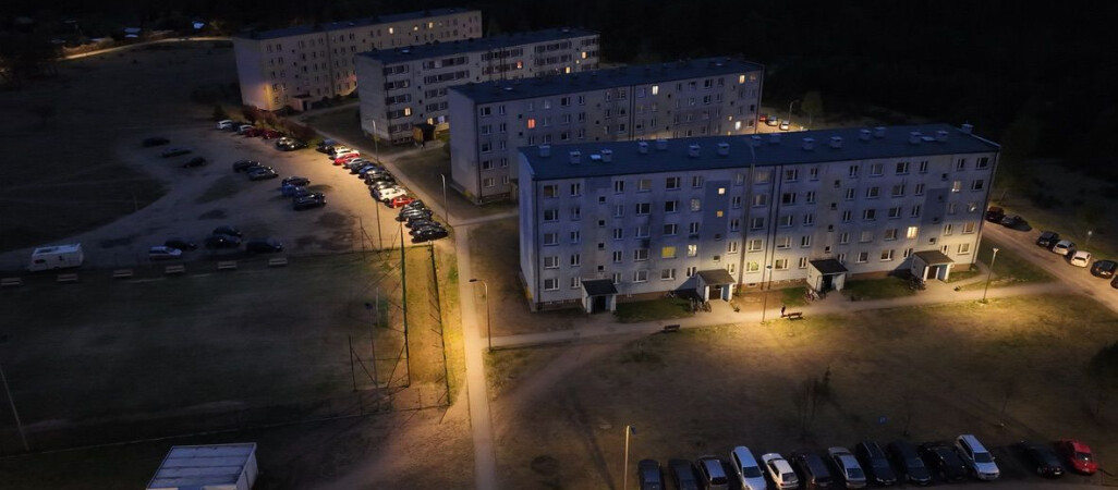 Połowa mieszkań stoi pusta