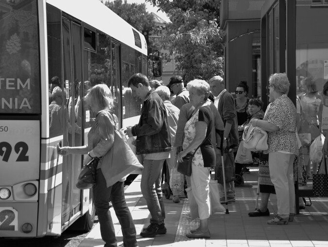 Dramatyczne dane GUS. W Pile ubędzie blisko 17 tys. osób - grafika