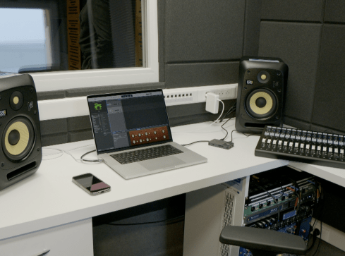 Unikalne studio nagrań. „Fabryka Dźwięku” w bibliotece - grafika