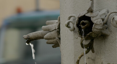 Nowy komunikat sanepidu. Można już pić wodę, ale po przegotowaniu - grafika
