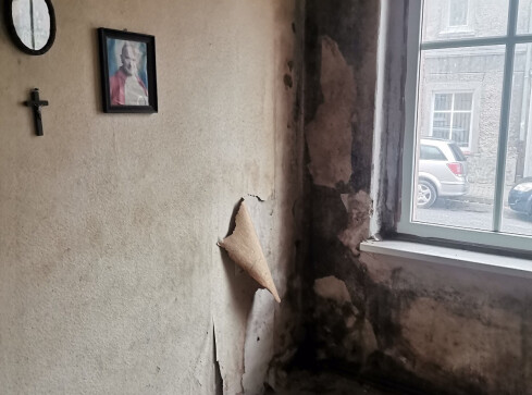 Coraz większy problem z mieszkaniami komunalnymi - grafika
