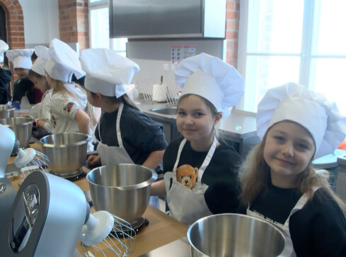 Dzieci zyskały nowe możliwości nauki i praktyki - grafika