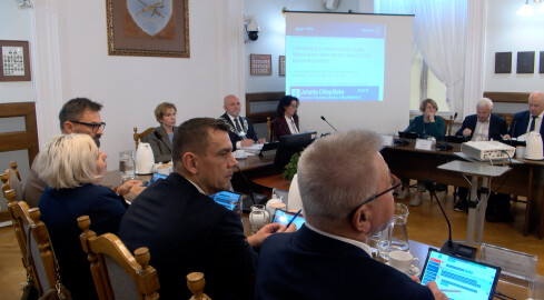 Miasto podwyższa podatki - grafika