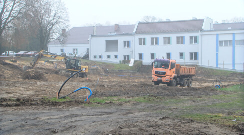 Nad jeziorem powstaną nowe boiska - grafika