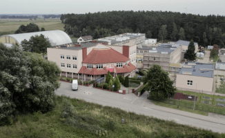 Stara szkoła będzie jak nowa, ale potrzeba jeszcze czasu