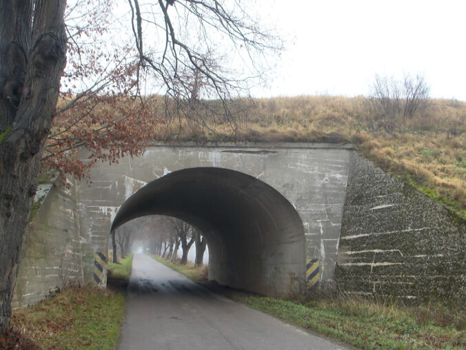 Kiedyś była tam kolej. Teraz będzie ścieżka rowerowa - grafika