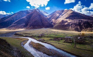 Malownicza Gruzja. Niezwykle gościnna kraina o bogatej historii
