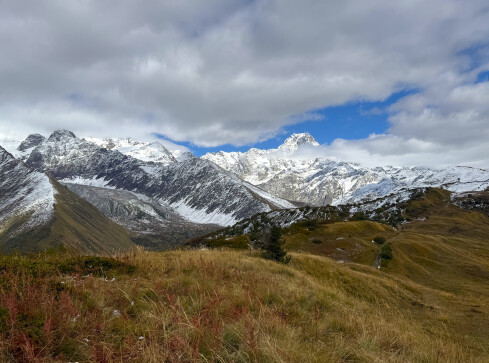 Racza - Gruzja poza turystycznym szlakiem - grafika
