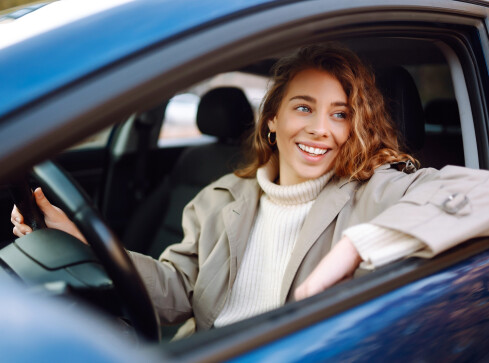 Wynajem samochodu - ekonomia i ekologia - grafika