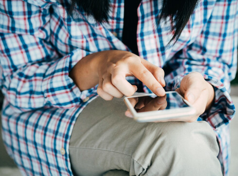 Swiping prawo na miłość — Jak aplikacje randkowe wpływają na na - grafika