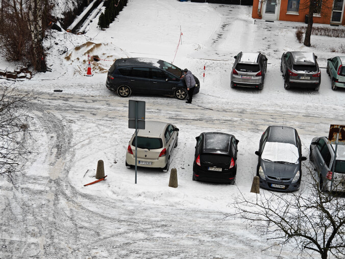 Ślisko i niebezpiecznie - grafika