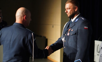 Policjanci z pilskiej komendy dostali awanse podczas swojego święta