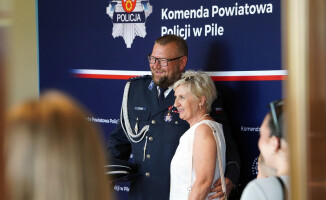 Policjanci z pilskiej komendy dostali awanse podczas swojego święta
