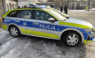 Policja chwali się nowymi radiowozami