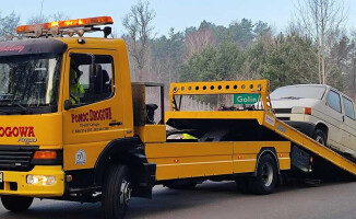 Policyjna obława za sprawcą wypadku - ćwiczenia mundurowych