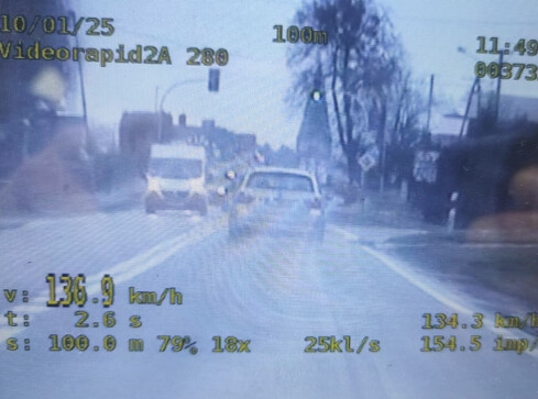 19-latek przekroczył prędkość o prawie 90km! - grafika