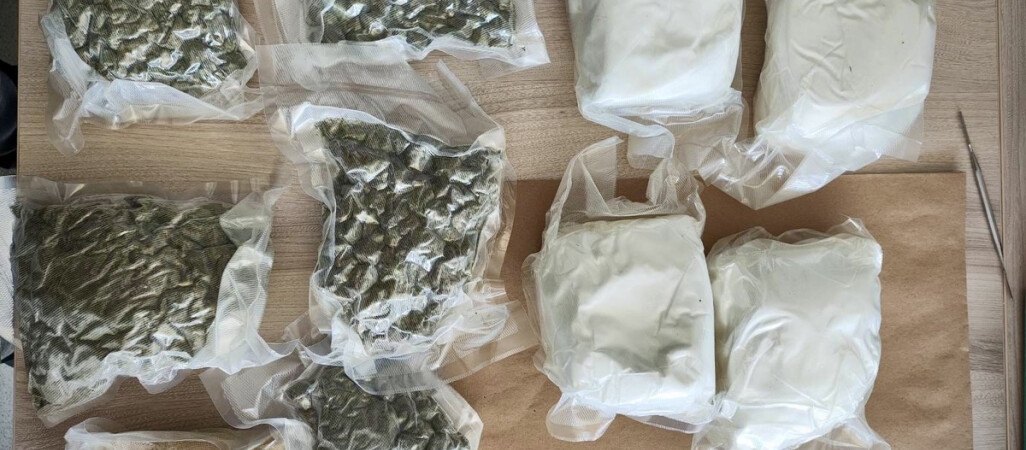 5 kg amfetaminy, mefedronu i marihuany w plecaku i mieszkaniu